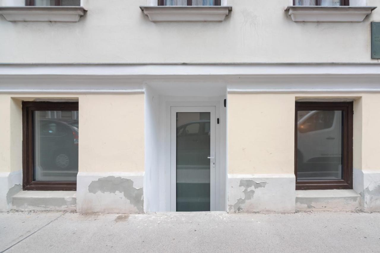 Der Fuchsbau - Neu, Kuschelig Und Zentral Im Gruenen Apartment Vienna Exterior photo