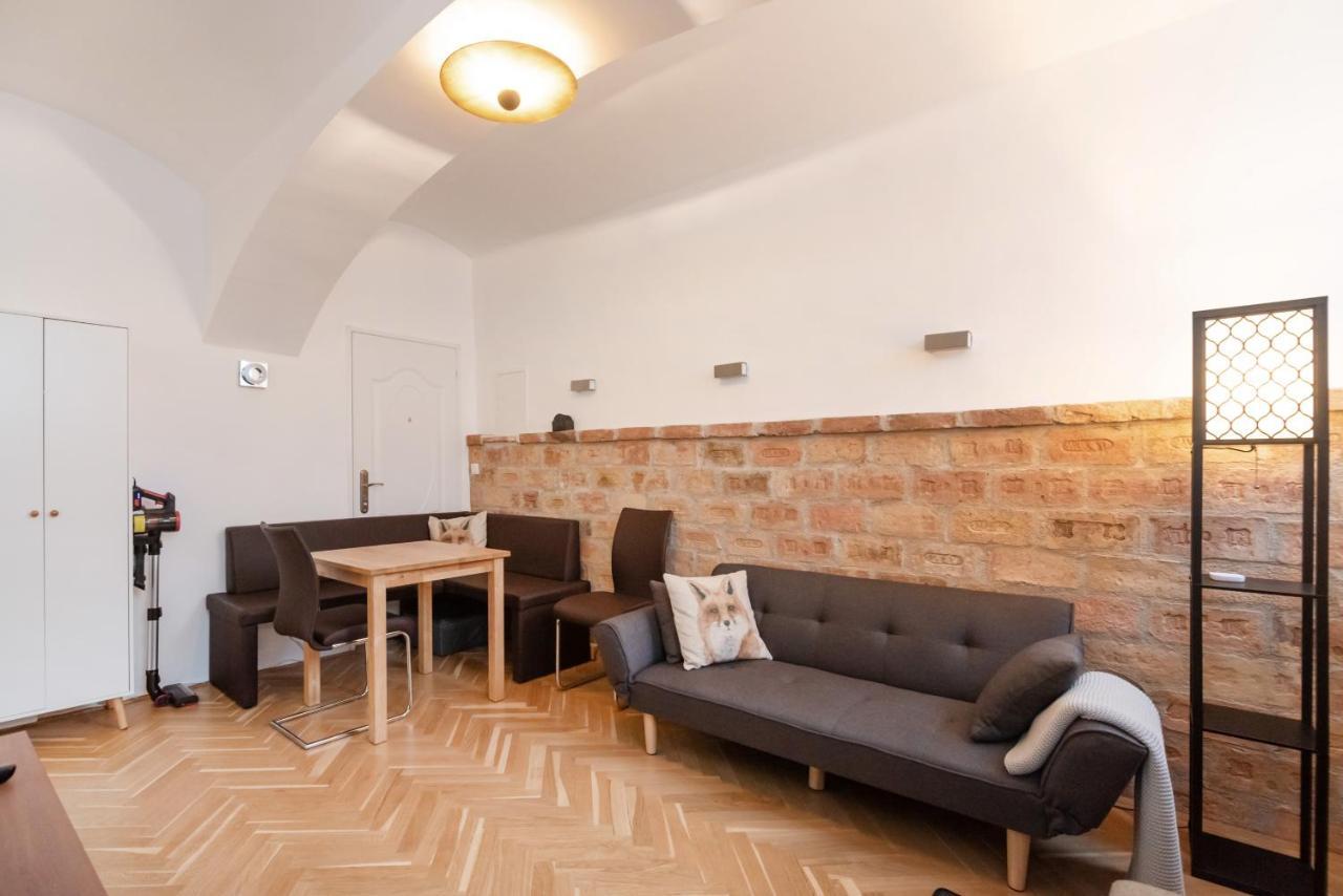 Der Fuchsbau - Neu, Kuschelig Und Zentral Im Gruenen Apartment Vienna Exterior photo
