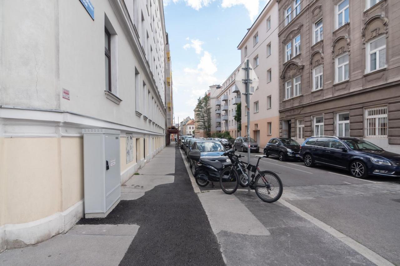 Der Fuchsbau - Neu, Kuschelig Und Zentral Im Gruenen Apartment Vienna Exterior photo